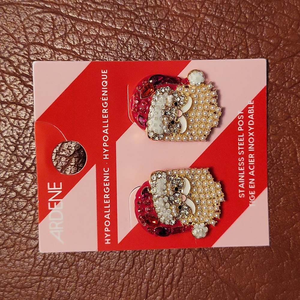 Hypoallergenic Santa Head Earrings with Faux Pearls, New With Tags